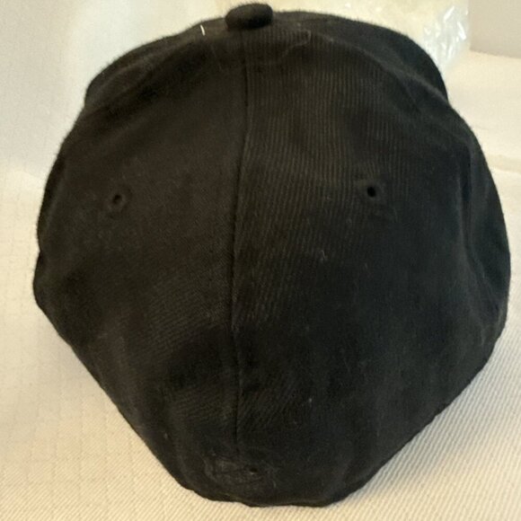 Edmonton Oilers NHL Official NewEra 59fifty Black and white Hat Wool Size 7 1/4 - Picture 8 of 9